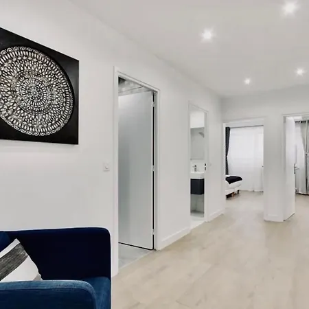 Apartment Eiffel Tower 3 Bedroom Paris